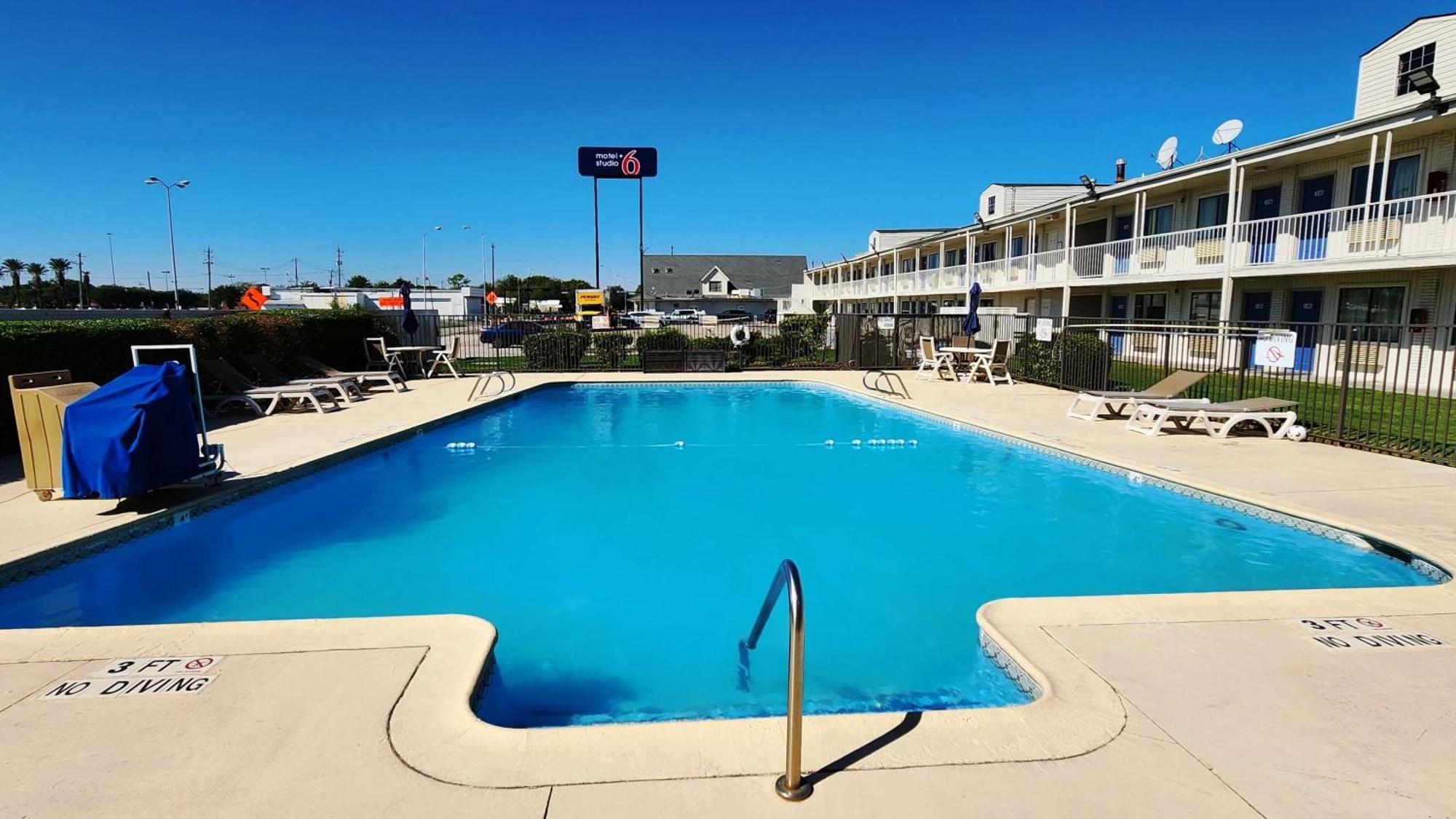 Motel 6-Webster, Tx - Houston - Nasa Lake Exteriör bild