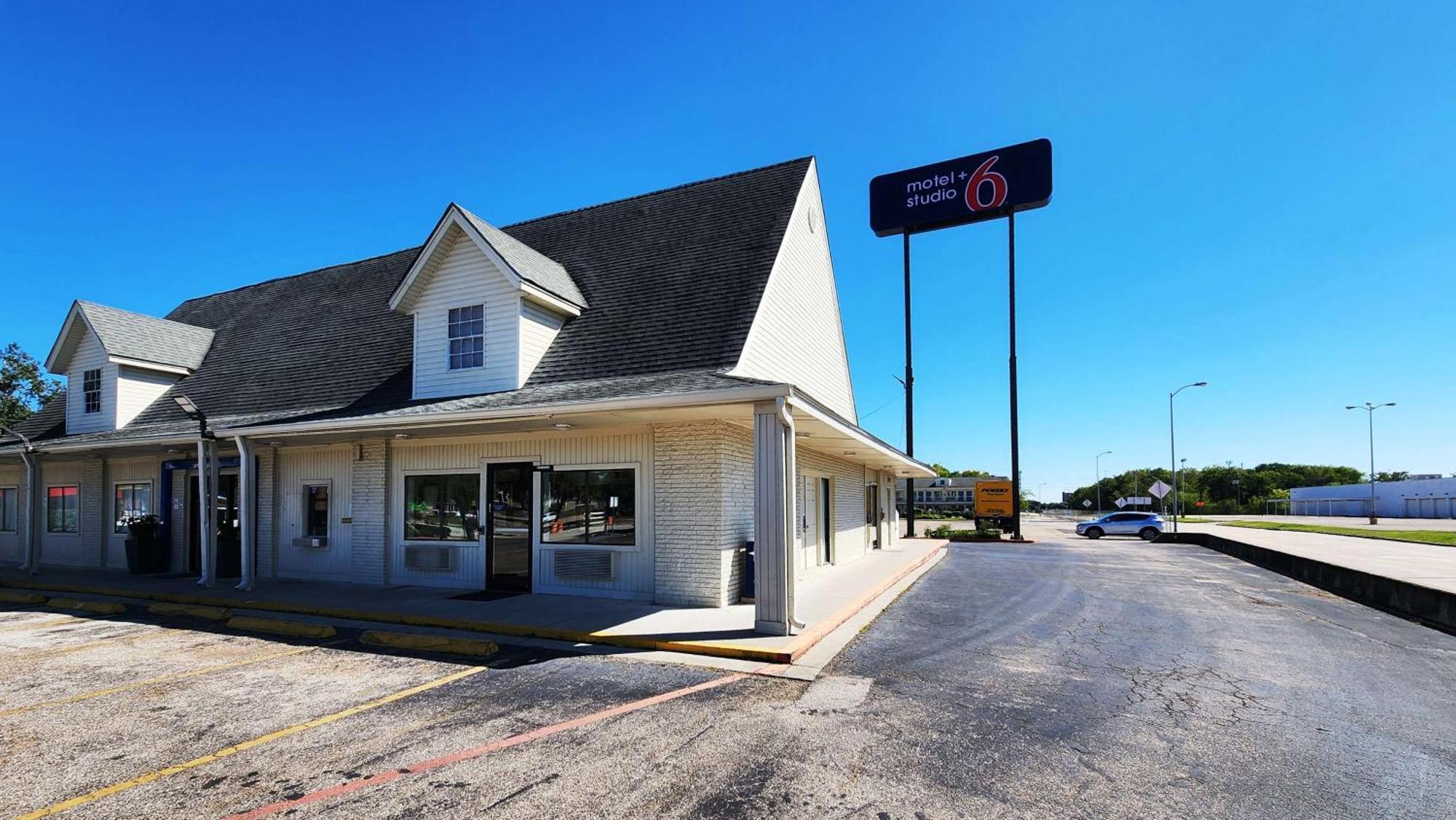 Motel 6-Webster, Tx - Houston - Nasa Lake Exteriör bild